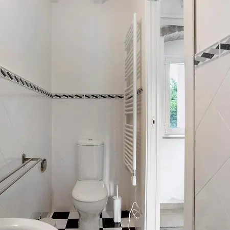 Casa Conte Picedi Vineyars Willa Arcola